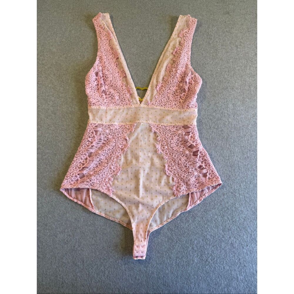 Free People Intimately Breaking Hearts pink lace teddy bodysuit M